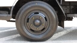 
										Mitsubishi Fuso Fighter 30 white full									