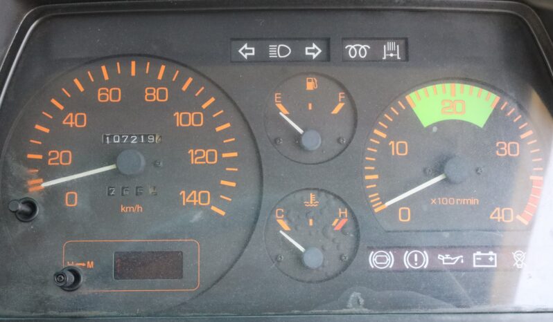 
								Mitsubishi Fuso Yellow full									