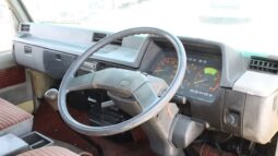 
										Mitsubishi Fuso Yellow full									