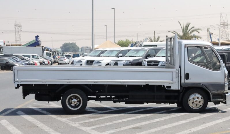 
								Mitsubishi Canter Chrome Edition full									