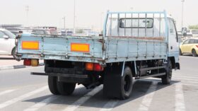 Mitsubishi Canter 2D Flatbed Truck