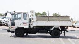 
										Nissan Diesel Flatbed Truck (UD Series) full									