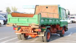 
										Nissan Diesel Flatbed Truck Green full									