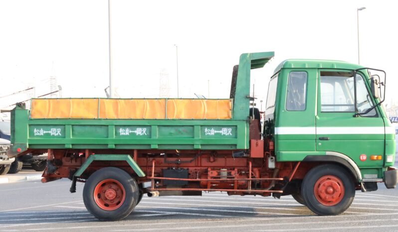 
								Nissan Diesel Flatbed Truck Green full									