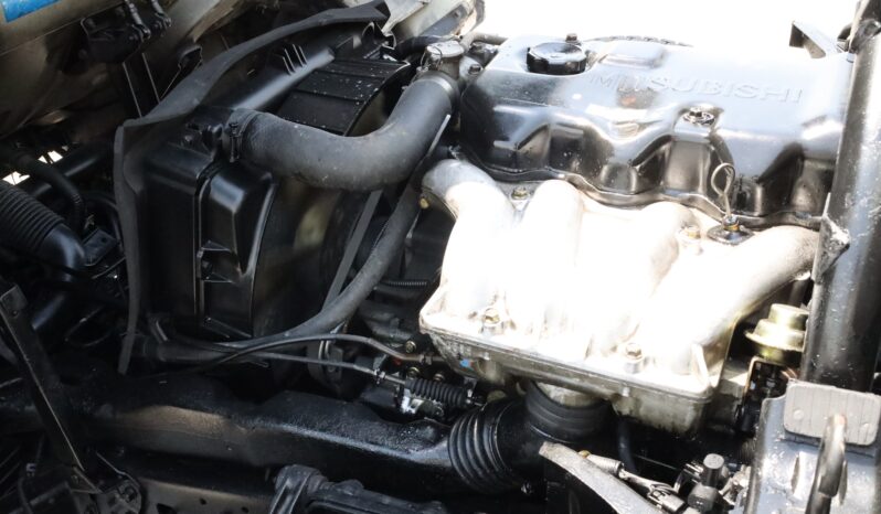 
								Mitsubishi Canter full									