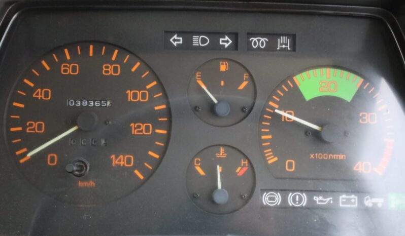 
								Mitsubishi Canter 2.0 4WD full									