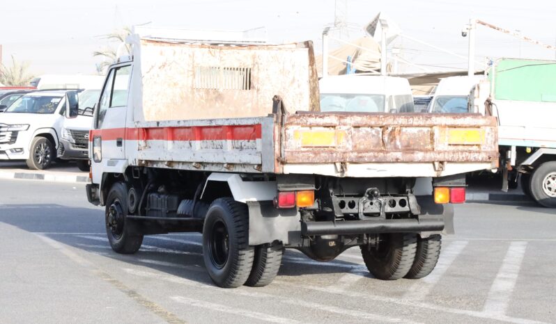 
								Mitsubishi Fuso Fighter Menon full									