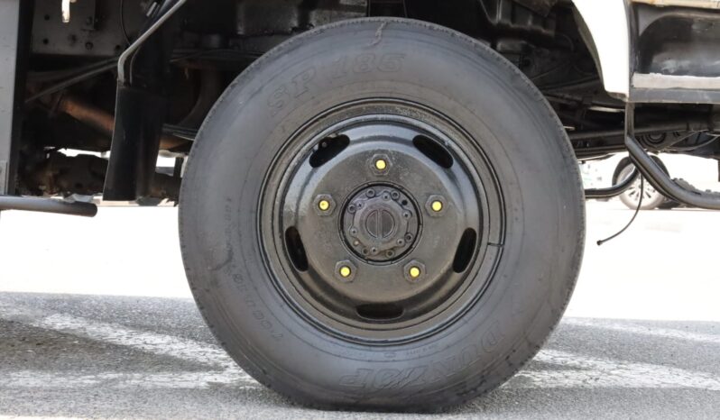
								Mitsubishi Canter full									
