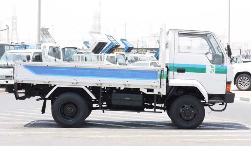 
								Mitsubishi Canter full									