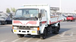 Mitsubishi Fuso Menon Red