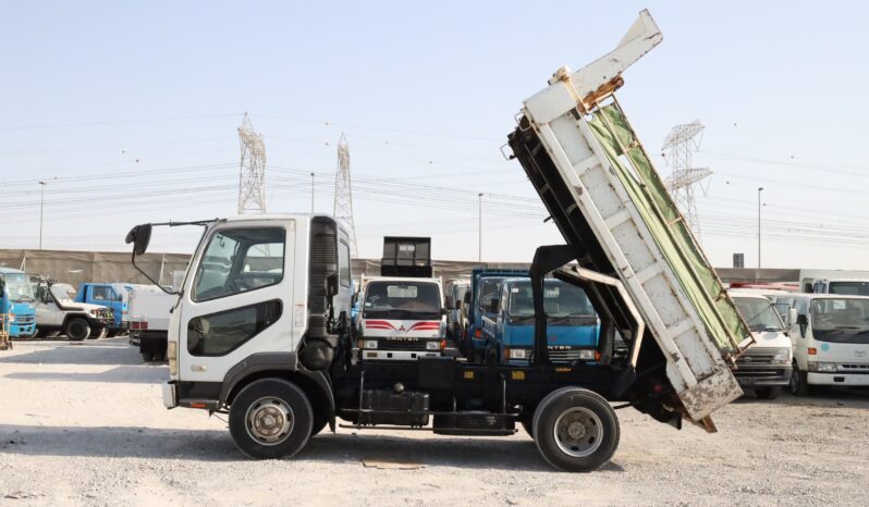 
								Mitsubishi Fuso Fighter Truck full									