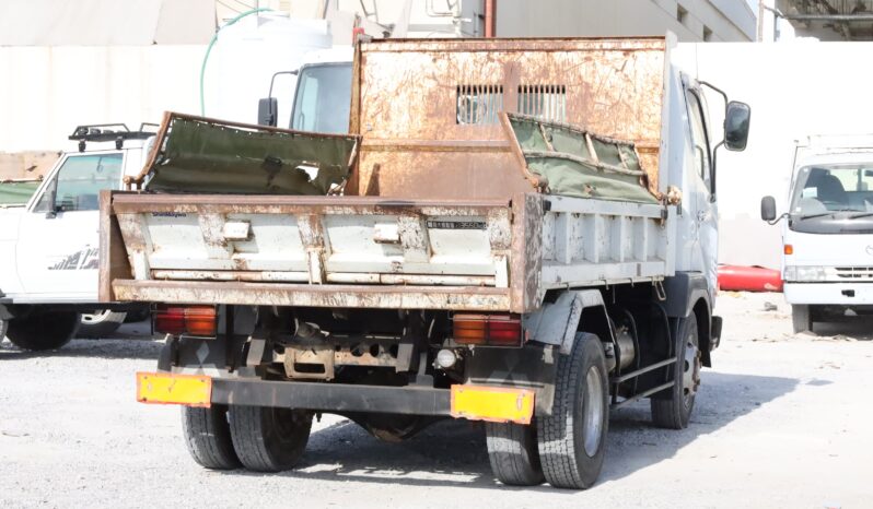 
								Mitsubishi Fuso Fighter Truck full									
