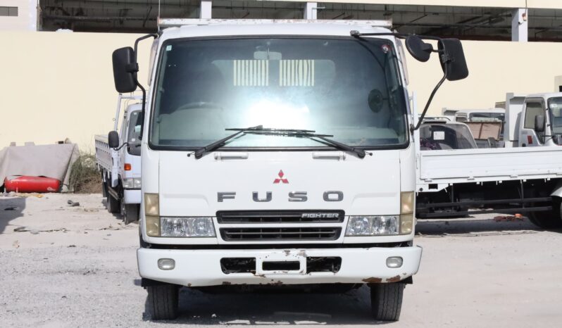 
								Mitsubishi Fuso Fighter Truck full									