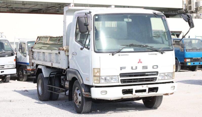 
								Mitsubishi Fuso Fighter Truck full									