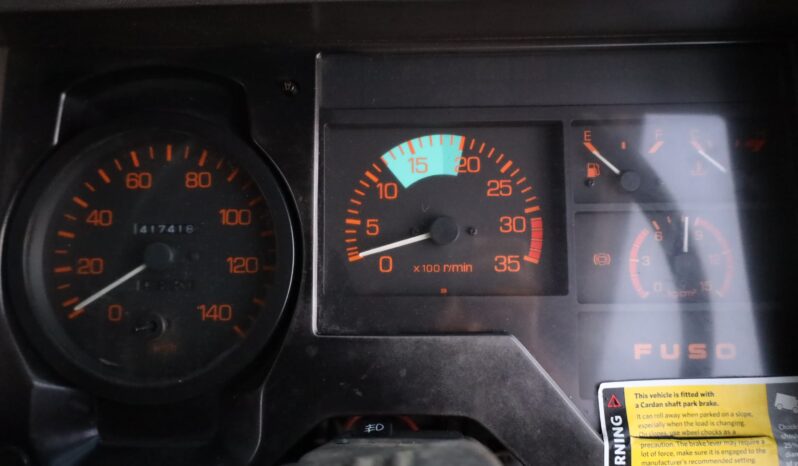
								Mitsubishi Fuso Fighter full									