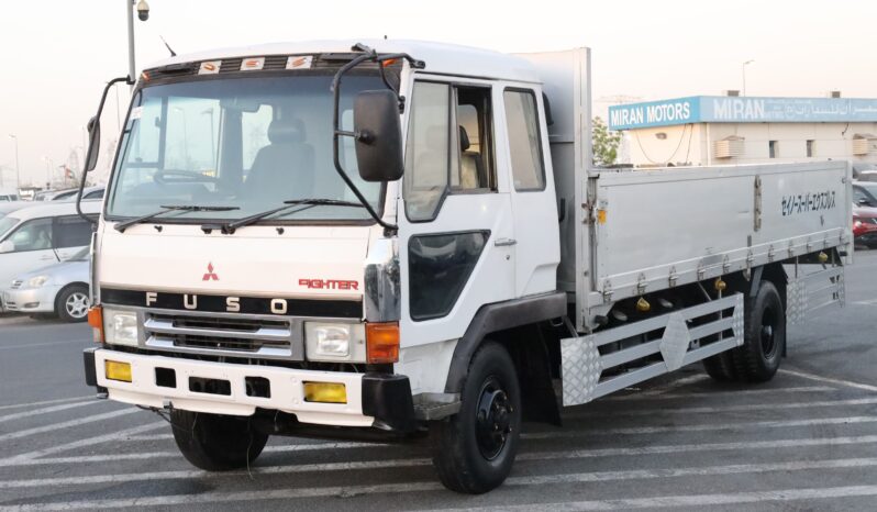 
								Mitsubishi Fuso Fighter full									
