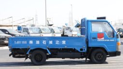 
										Toyota Dyna 200 Blue full									