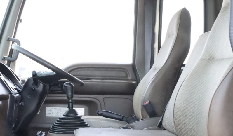 
								Isuzu Forward Tipper Truck full									