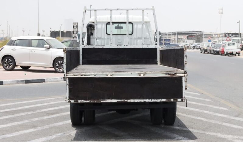 
								Toyota Dyna 4WD full									