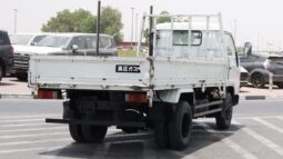 
										Toyota Dyna 4WD full									