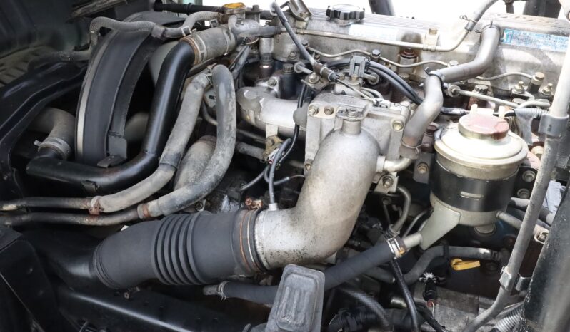 
								Toyota Dyna 200 full									
