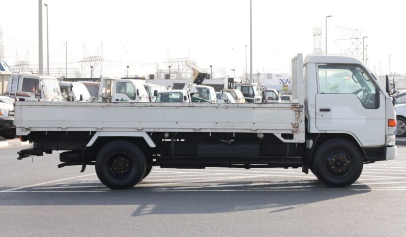 
								Toyota Dyna full									