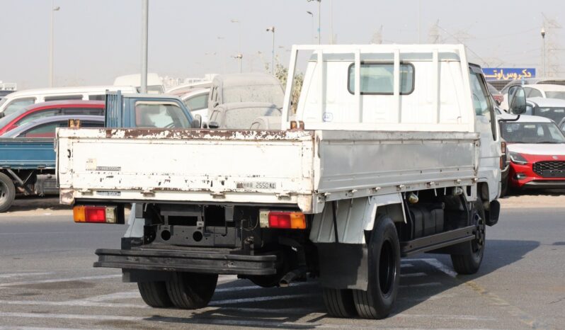 
								Toyota Dyna full									