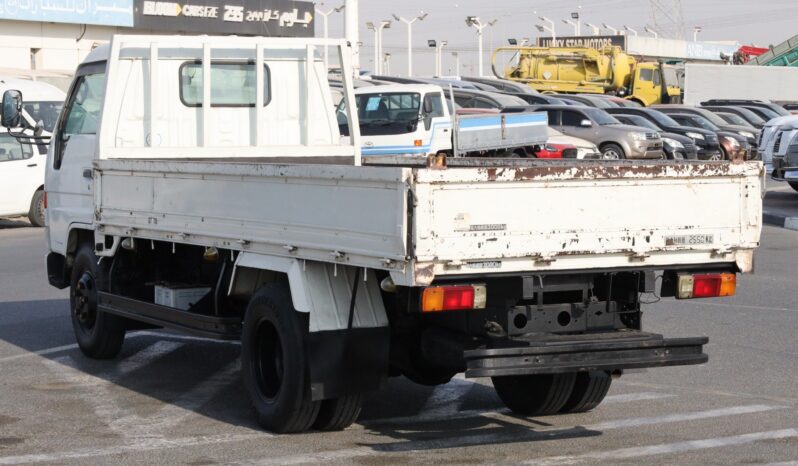 
								Toyota Dyna full									