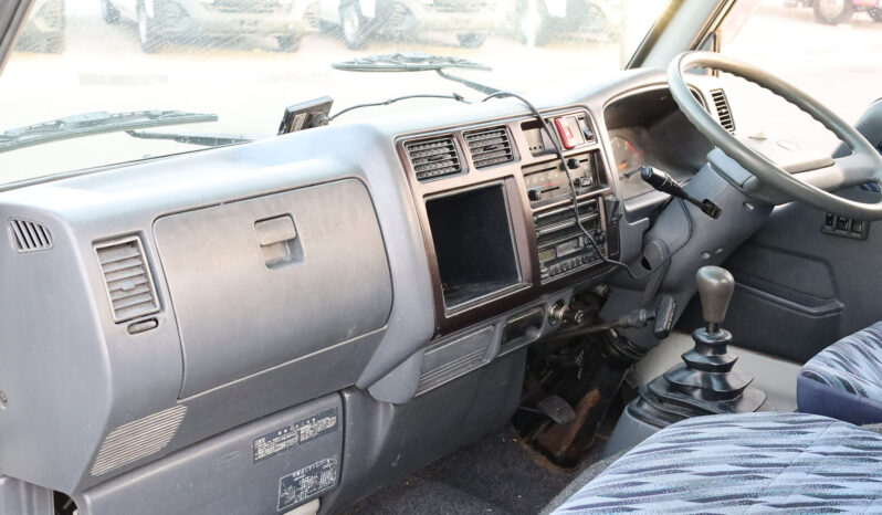 
								TOYOTA DYNA PICKUP full									