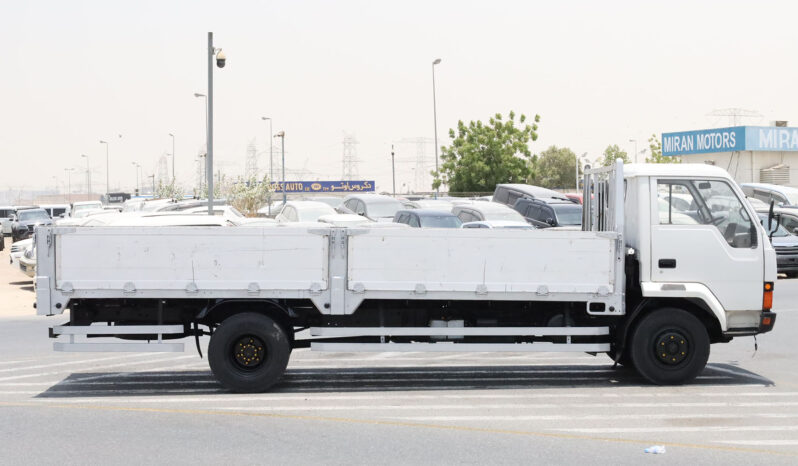 
								MITSUBISHI FUSO (TRUCK) full									