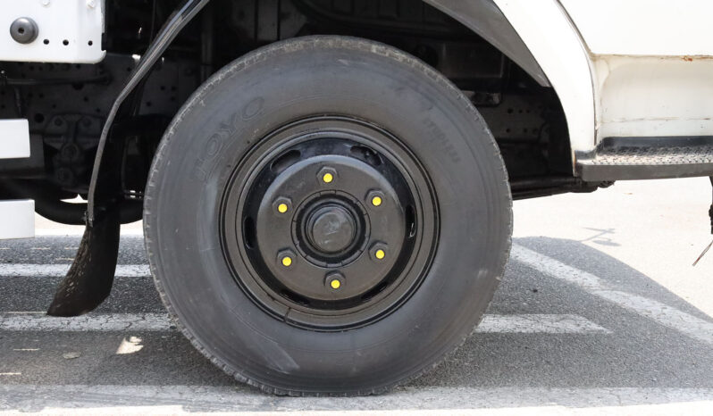 
								MITSUBISHI FUSO (TRUCK) full									