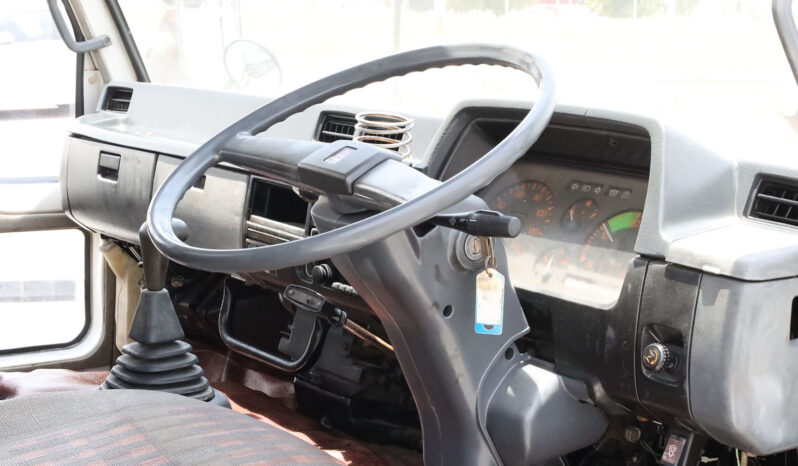 
								MITSUBISHI FUSO (TRUCK) full									