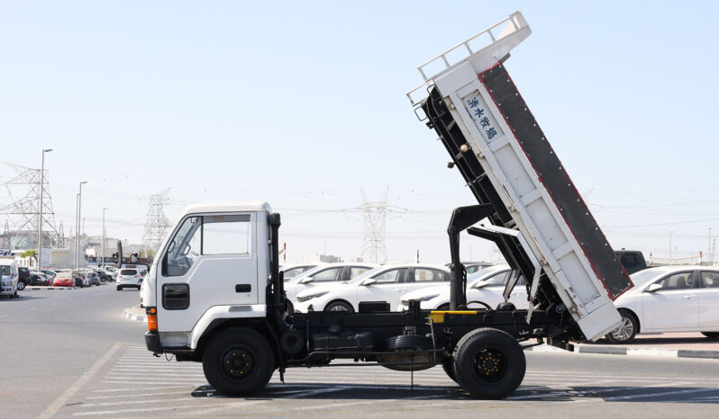 
								MITSUBISHI FUSO (DUMPER) full									