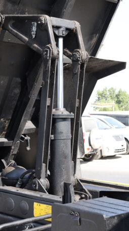 
										MITSUBISHI FUSO (DUMPER) full									