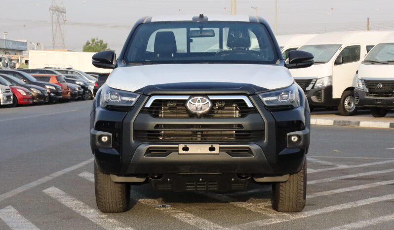 
								TOYOTA HILUX ADVENTURE full									