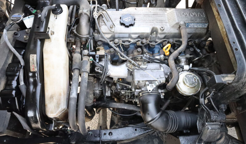 
								TOYOTA DYNA PICKUP (TRUCK) full									