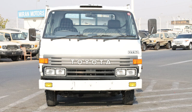 
								TOYOTA DYNA PICKUP (TRUCK) full									