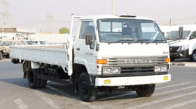 TOYOTA DYNA PICKUP (TRUCK)