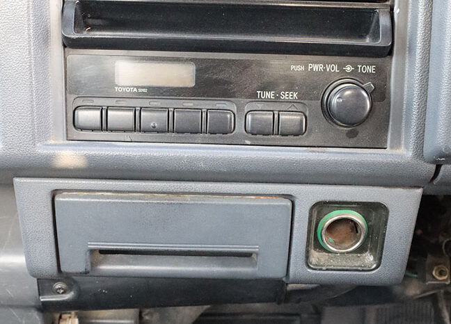 
								TOYOTA DYNA PICKUP (TRUCK) full									