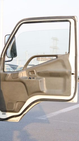MITSUBISHI CANTER PICKUP (TRUCK)