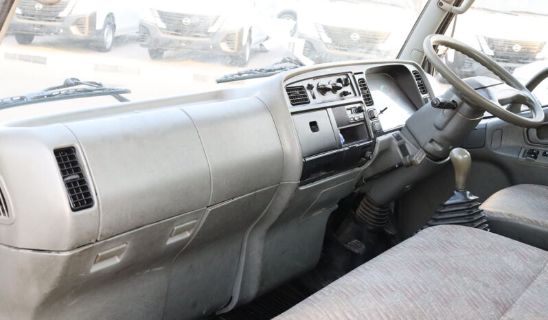 
								MITSUBISHI CANTER PICKUP (TRUCK) full									