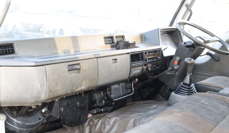 
								MITSUBISHI FUSO (TRUCK) full									