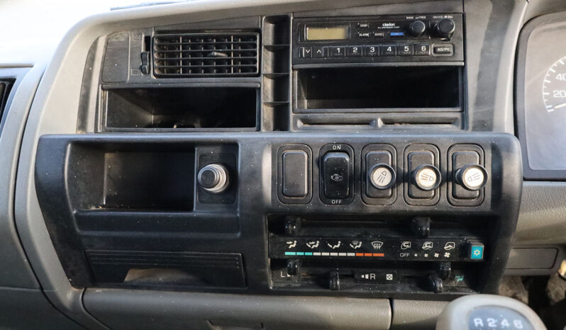 
								MITSUBISHI FUSO DUMPER full									