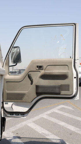 MITSUBISHI CANTER PICKUP