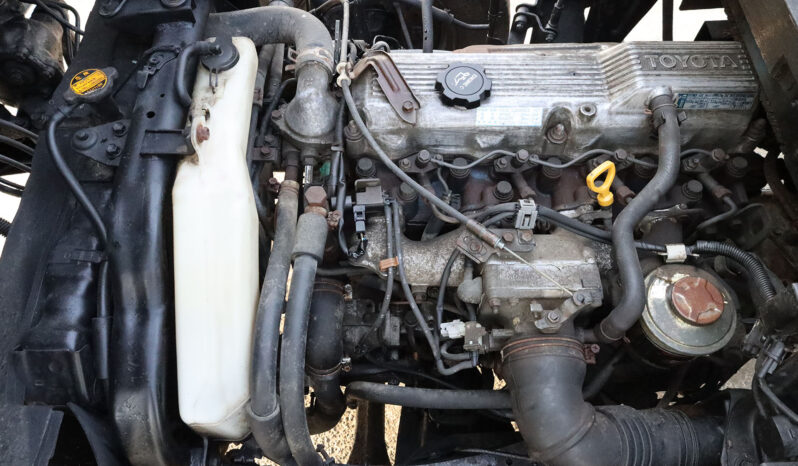 
								TOYOTA DYNA PICKUP (TRUCK) full									