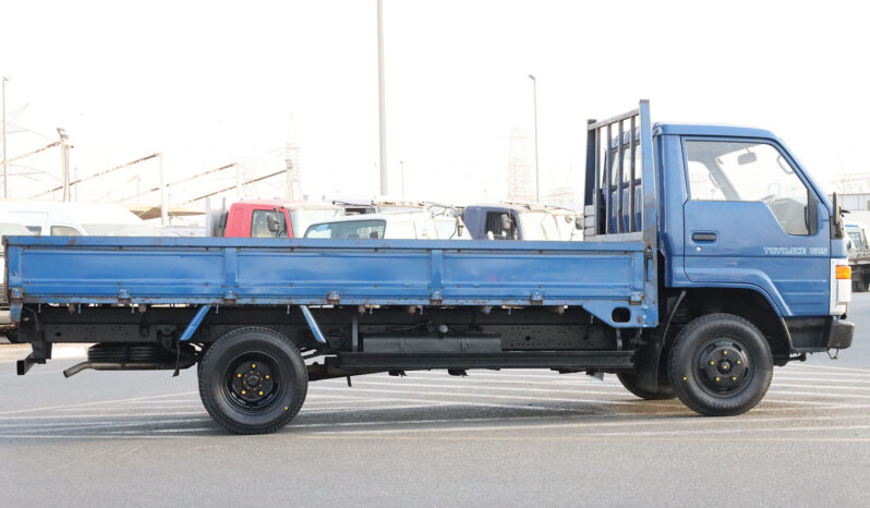 
								TOYOTA DYNA PICKUP (TRUCK) full									
