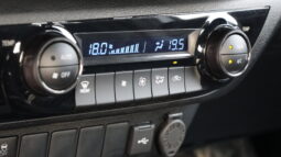 
										TOYOTA HILUX ADVENTURE full									