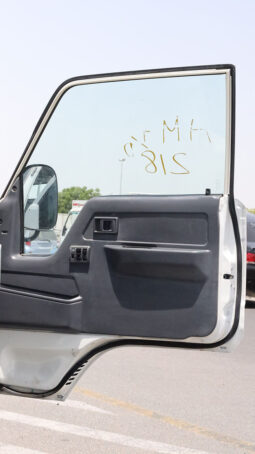 
										TOYOTA DYNA PICKUP full									