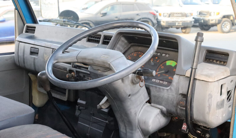 
								MITSUBISHI CANTER PICKUP (TRUCK) full									