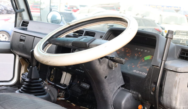 
								MITSUBISHI FUSO (DUMPER) full									